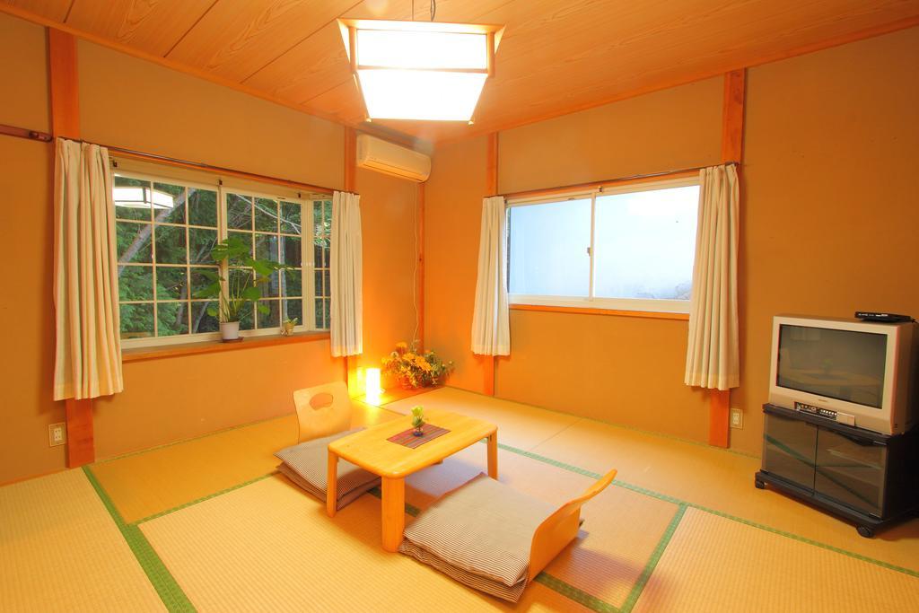 Pension Yummy Nikko Exterior foto
